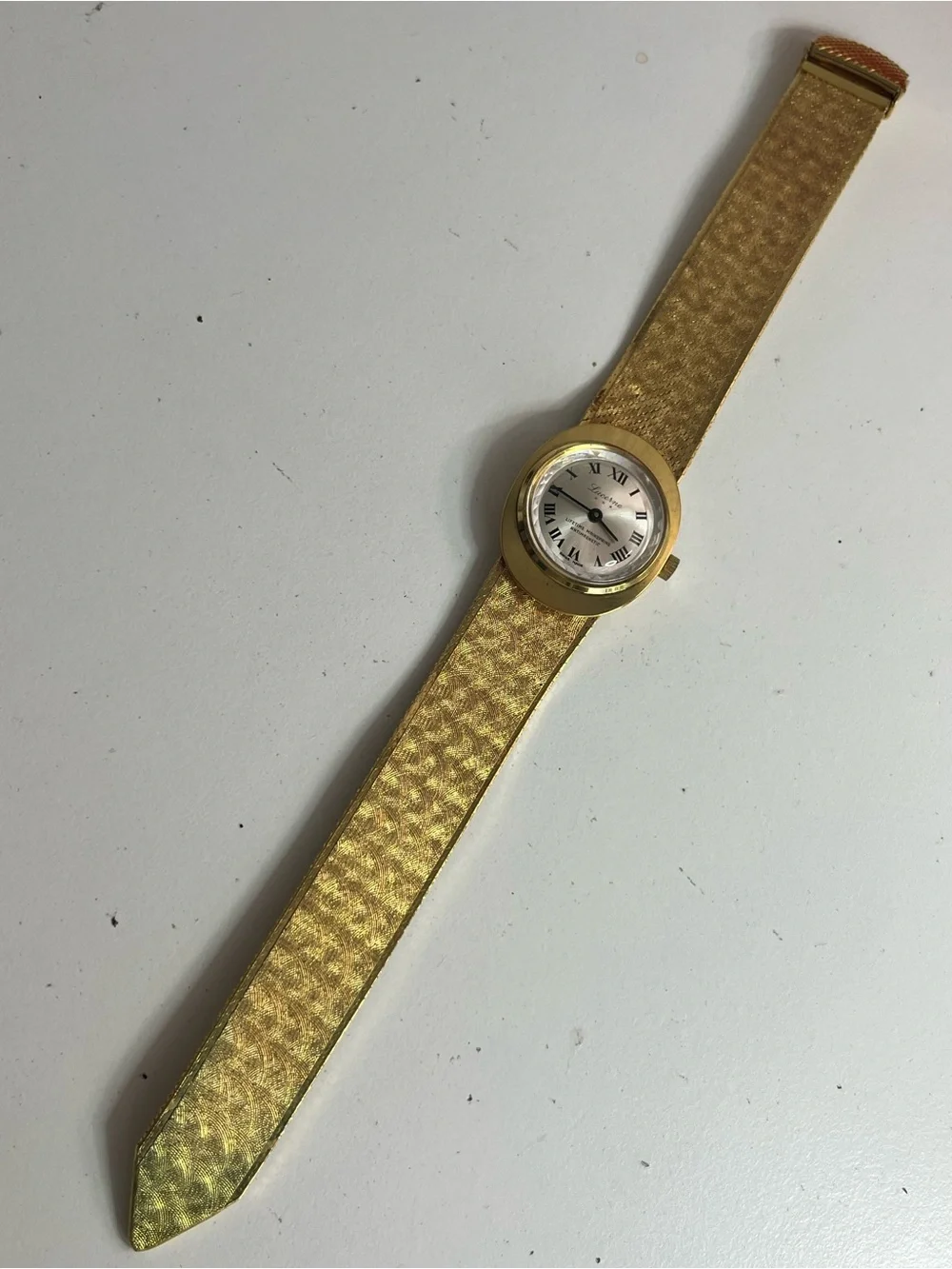 Ladies Lucerne 3 STARS Gold Bracelet Watch mechanical Swiss made.